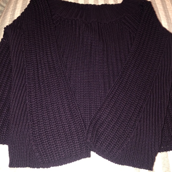 Off the shoulder sweater - Picture 5 of 6